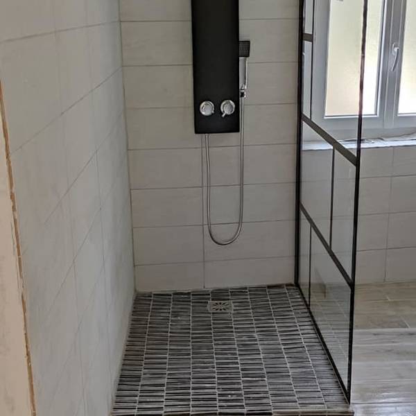 Douche à l'italienne